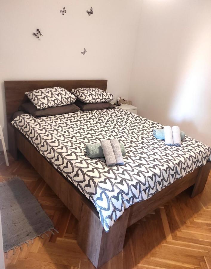 Apartment Jacky 로비니 외부 사진